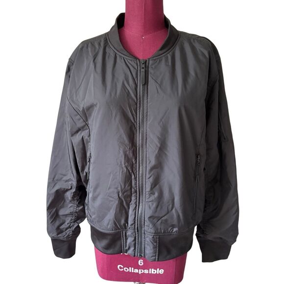 The North Face Jackets & Blazers - The North Face Women’s Bomber Jacket size XL Black